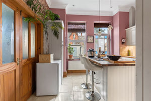 Photo 8- click for photo gallery